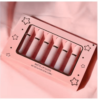 💄 مجموعة ملمع الشفاه المات – 6 ألوان بتصميم رصاصات لطيف ولمسة ناعمة تدوم طويلاً