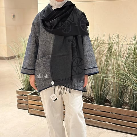 Coach Horse And Carriage Print Oversized Muffler Black