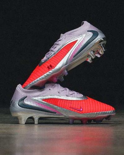 Nike phantom