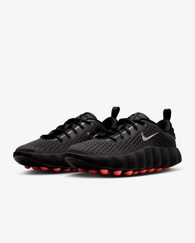 Nike Mind 002