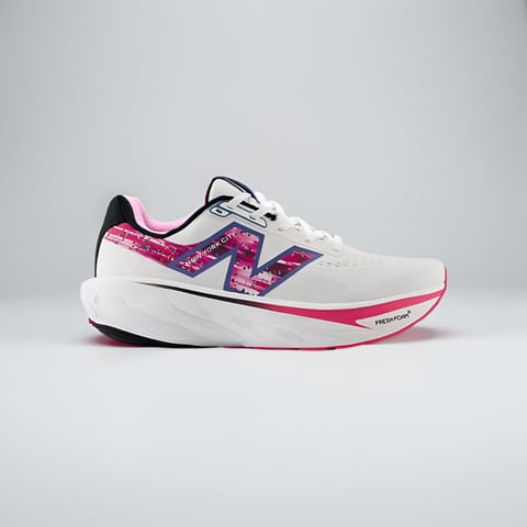 NEW BALANCE-خاص بالجري