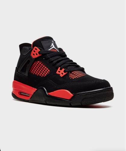 JORDAN 4