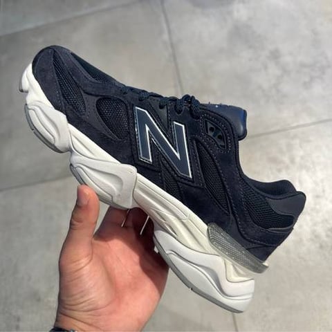 NEW BALANCE 9060