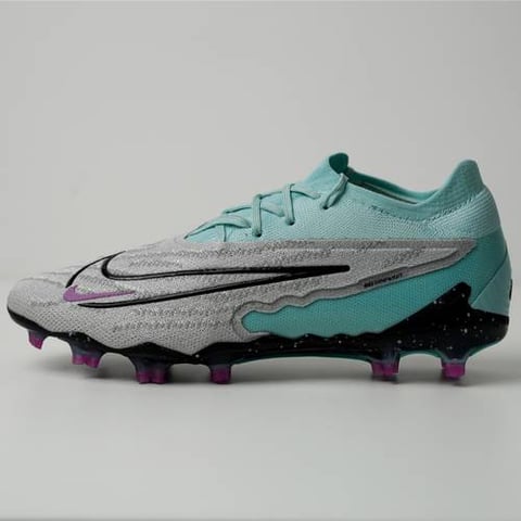 Nike Phantom