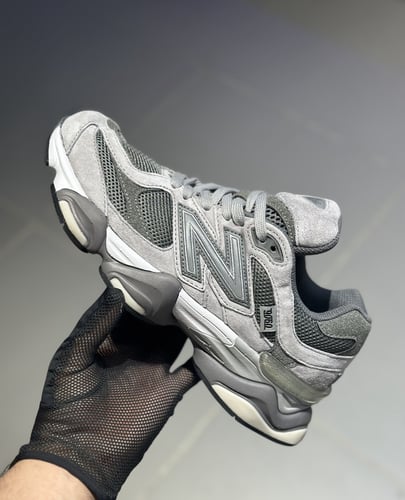  NEW BALANCE 9060
