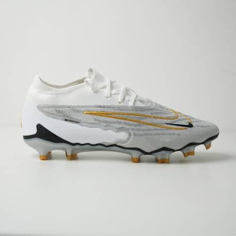 Nike Pantom