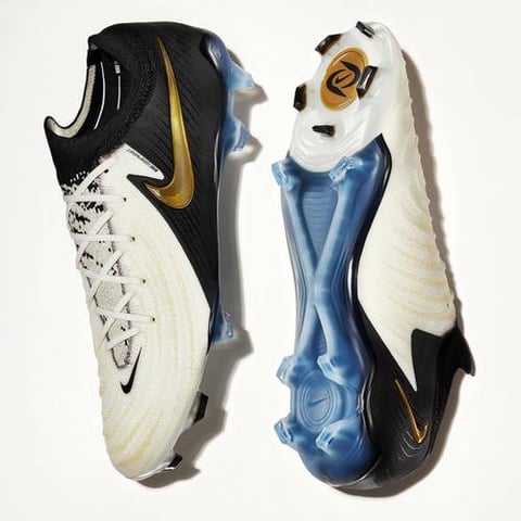 NIKE / خاص بالعشب الطبيعي