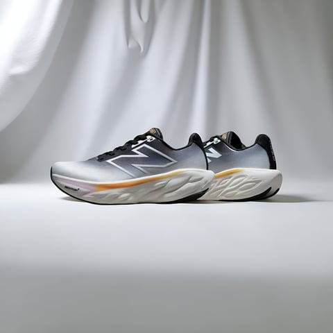 NEW BALANCE-خاص بالجري