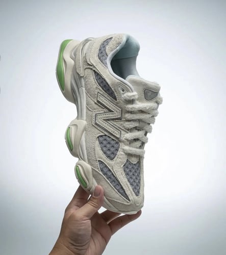 NEW BALANCE 9060