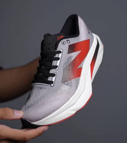 new balance-خاص للجري