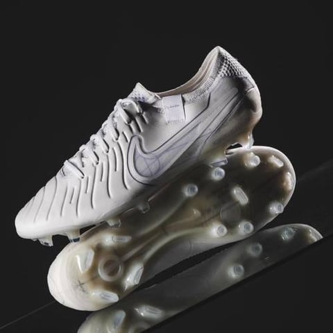 NIKE Tempo / خاص بالعشب الطبيعي 