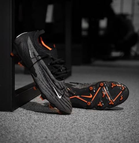 Nike phantom 