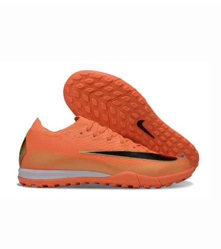   nike/العشب الصناعي