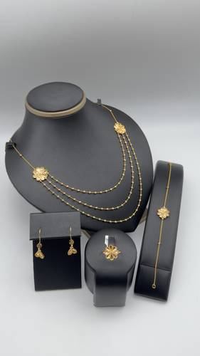 طقم ناعم عيار 21k