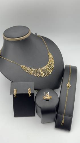 طقم ناعم عيار 21k