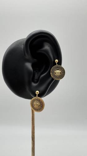 حلق الفرزاتشي عيار 18k
