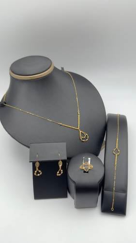 طقم ناعم عيار 21k