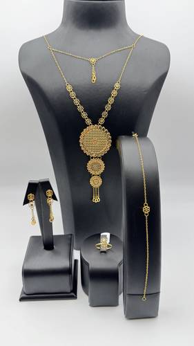 طقم ناعم ذهب صافي عيار 21k