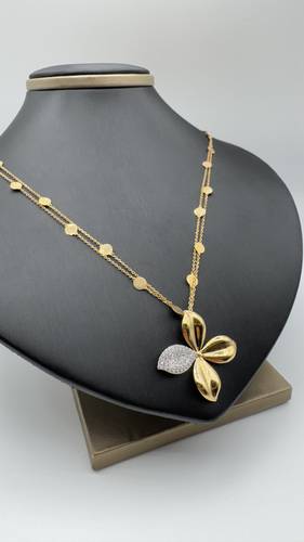 عقد باسكال عيار 18k