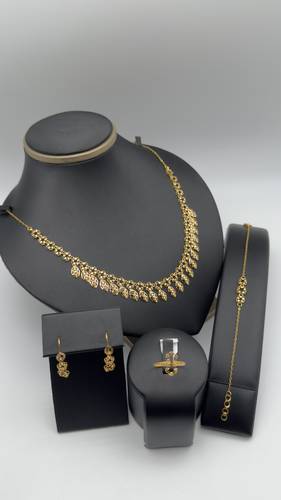 طقم ناعم عيار 21k