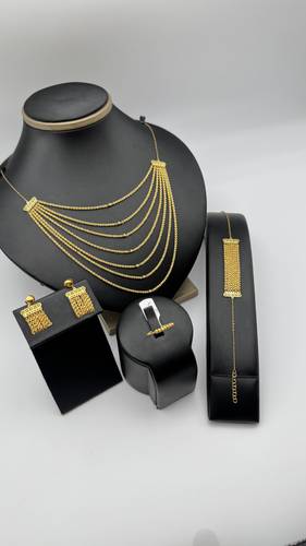 طقم ناعم ذهب صافي عيار 21k