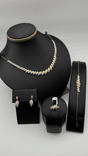 طقم البصمه عيار 18k