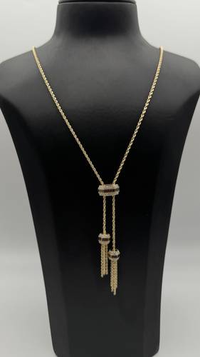 عقد فرزاتشي عيار 18k