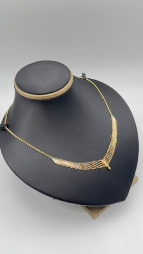 عقد السلم ملون عيار 18k