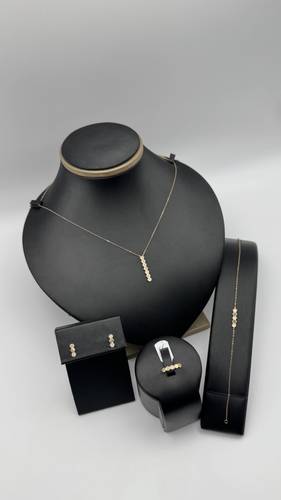 طقم شوميه عيار 18k