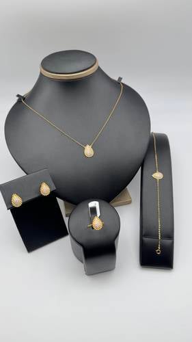 طقم بوشرون عيار 21k