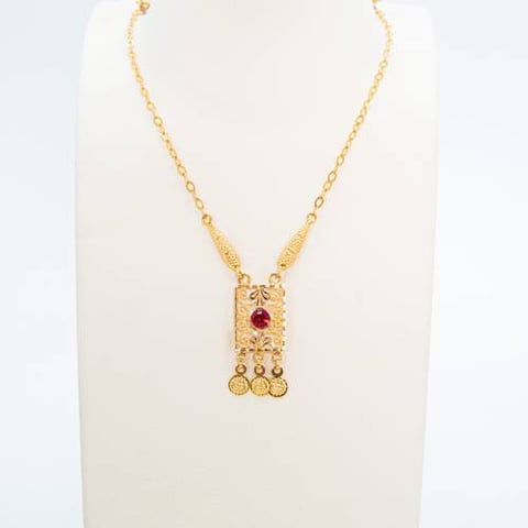 Red necklace 21k, gold 