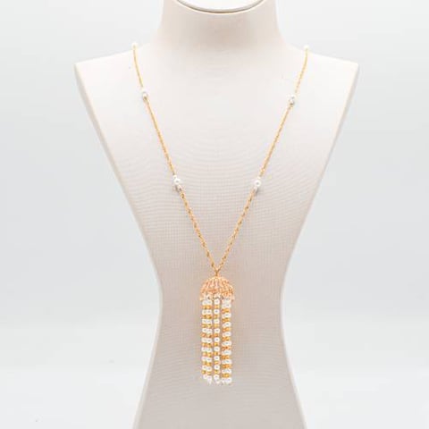 Long pearl necklace 21k , gold 