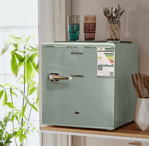 جي في سي برو ثلاجة كلاسيك ميني بار  48 لتر - أخضر فاتح - GVRG-77-GREEN