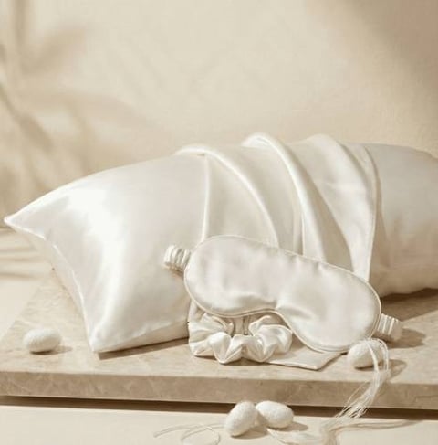 غطاء مخدة حرير ملبري ١٠٠٪ iSelect- 100% Pure Mulberry Silk Off-White