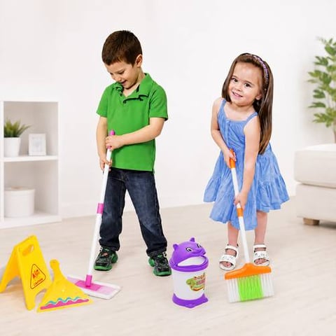مجموعة أدوات تنظيف منزلية للأطفال 