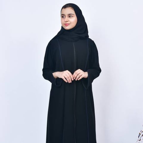 عباية بناتية عملية مغلقة بسحاب مع تحديد قيطان باللون الكحلي 