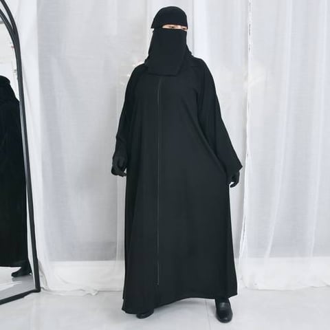عباية كتف سوداء سادة بسحاب اغلاق