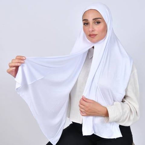 طرحة قطن ناعم بخياطة بالمنتصف - ابيض