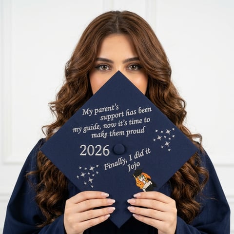 تطريز خاص لقبعة التخرج