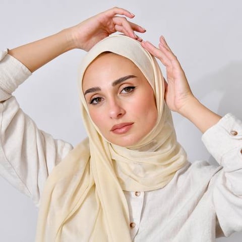 طرحة قطن ربع مبطنة من الامام بخياطة - Light Cream