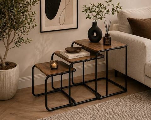 طقم طاولات جانبية متداخلة – تصميم مودرن عملي وأنيق 