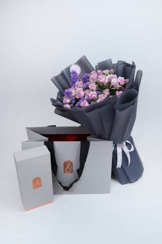 بوكيه الرقه وشوكولاتة فهده
