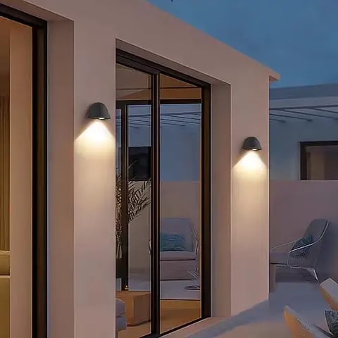 كشاف بوابة خارجي اسود لون الانارة اصفر5 واط