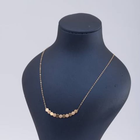 عقد الاناقه عيار 18