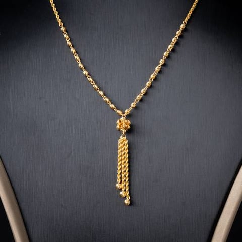 عقد ذهب عيار 21