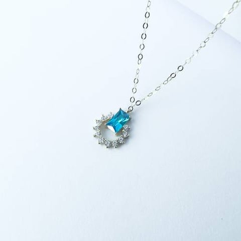 18K Gold Necklace