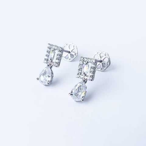 حلق ذهب عيار 18