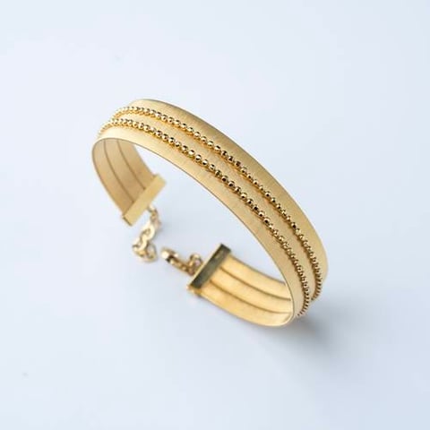 18K Gold Bangle