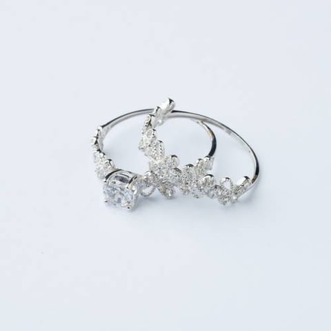 18K Gold Twin Ring