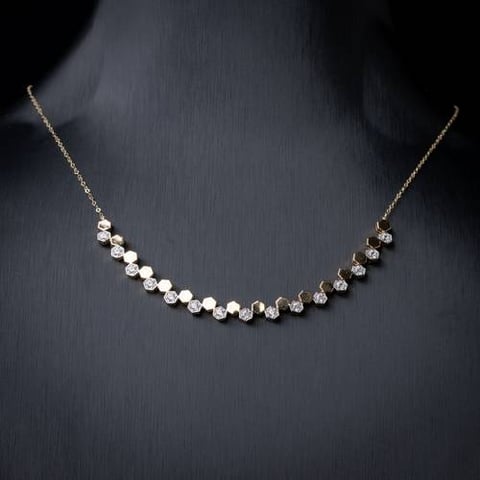 طقم ذهب عيار 18